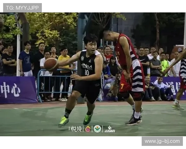 杭州篮球队的攻防策略分析与比赛控制能力的得失探讨